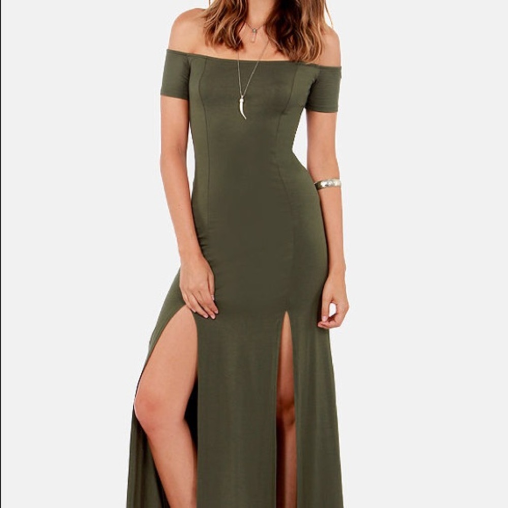 Green maxi dress with front slits Size S